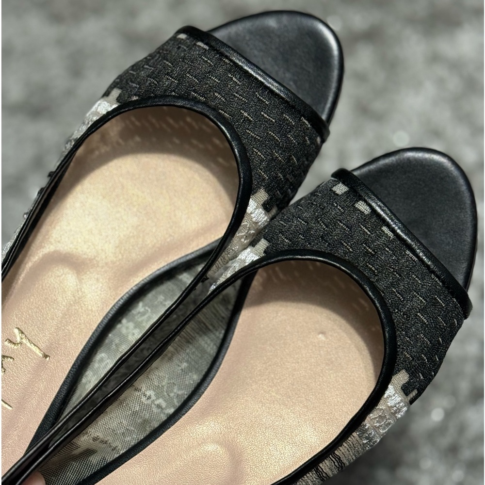 NWOB- fs/ny open-toe flats - Picture 3 of 8